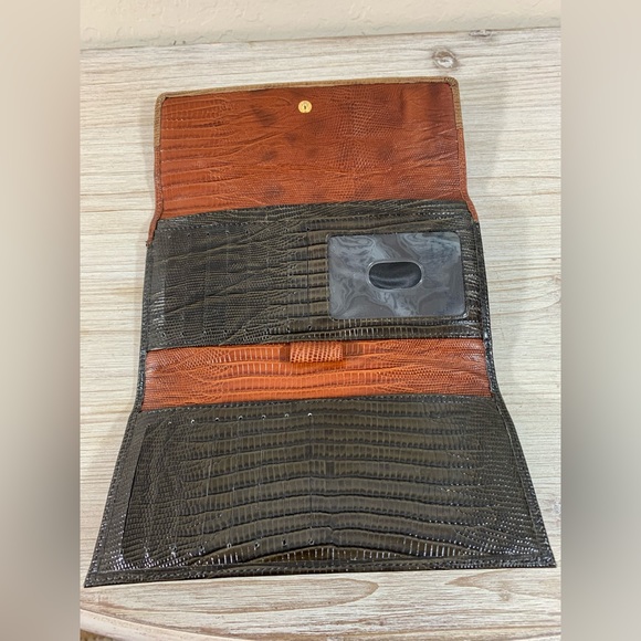 Like new Brahmin large soft Tri color Tri texture wallet - Picture 3 of 10